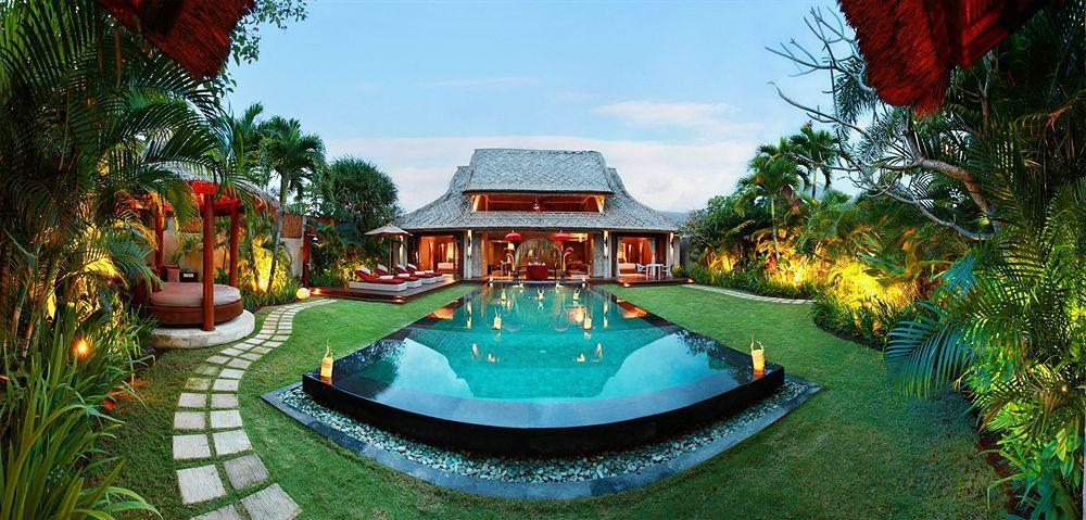 Space Villas Bali Seminyak Buitenkant foto