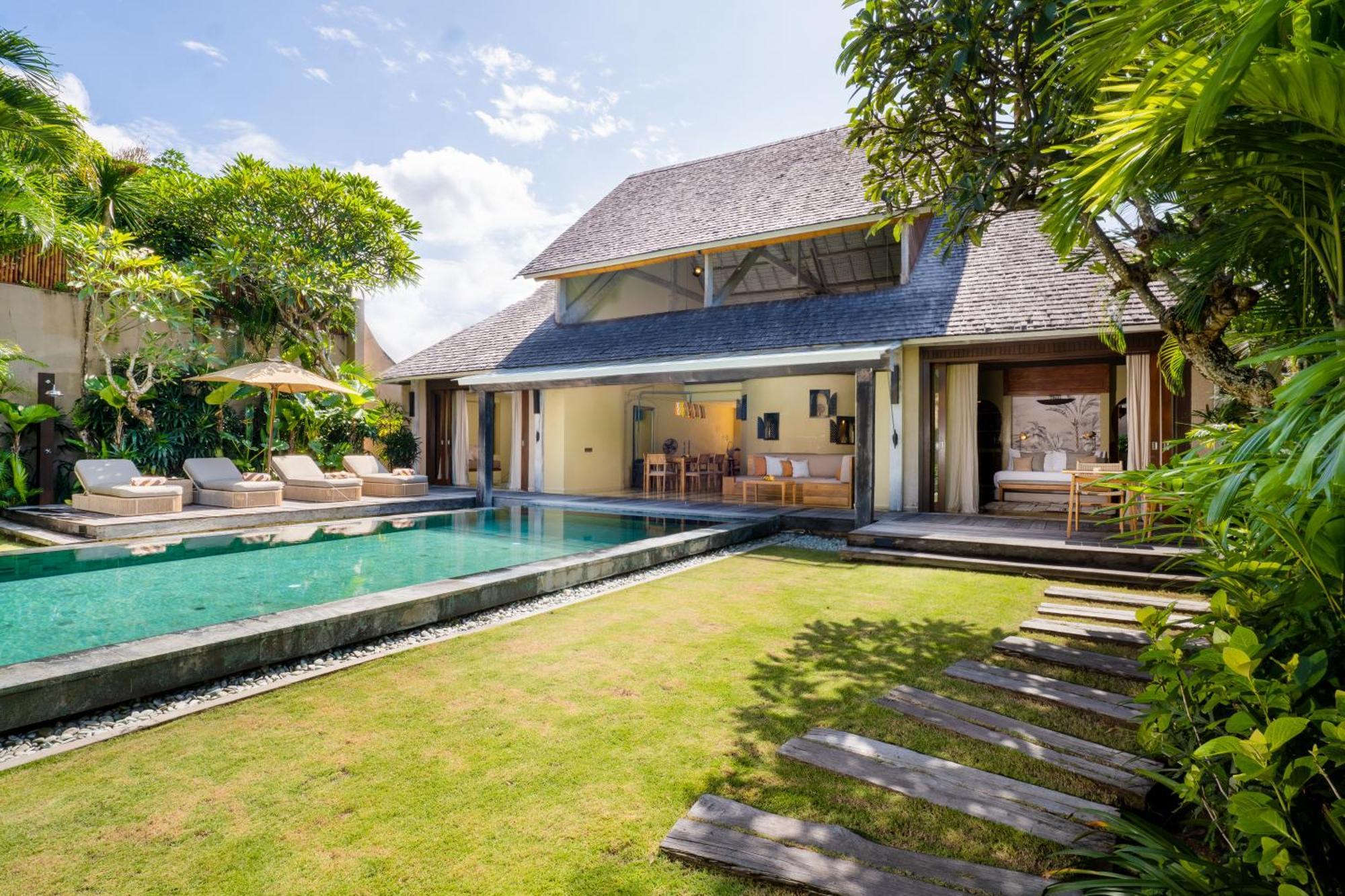 Space Villas Bali Seminyak Buitenkant foto